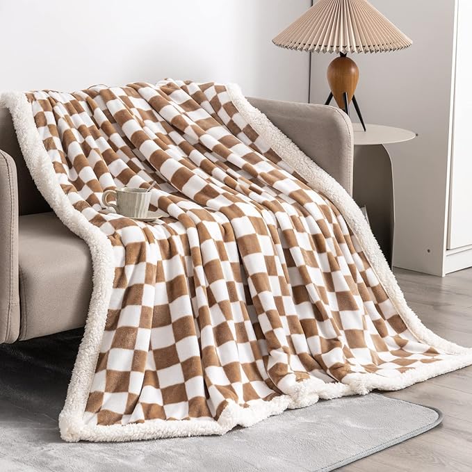 LOMAO Sherpa Throw Blanket Fleece Blanket with Checkered Pattern Soft Thick Blanket for Couch, Bed, Sofa Luxurious Warm and Cozy for All Seasons (Khaki, 60"x80")