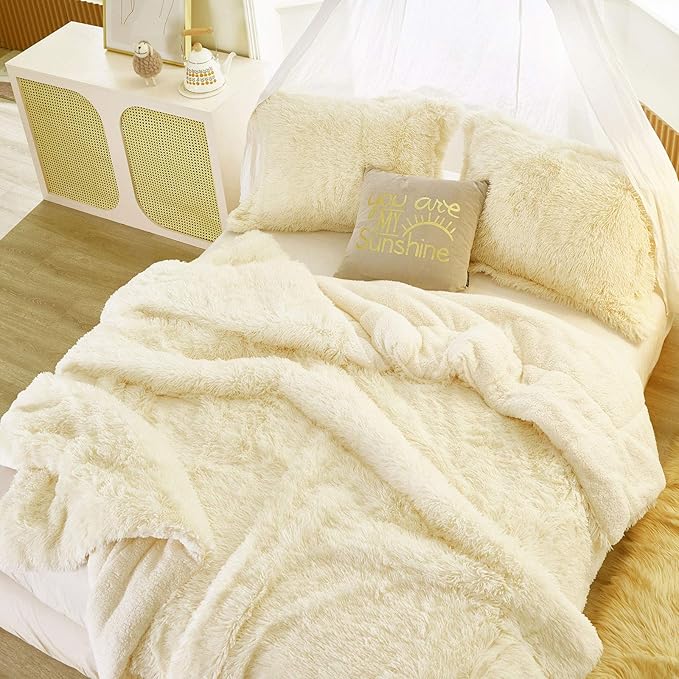 Joyreap 3-Piece Plush Shaggy Comforter Set, Twin Size Luxury Faux Fur Velvet Fluffy Bedding Set for All Season (Cream White, 68x86 inches)