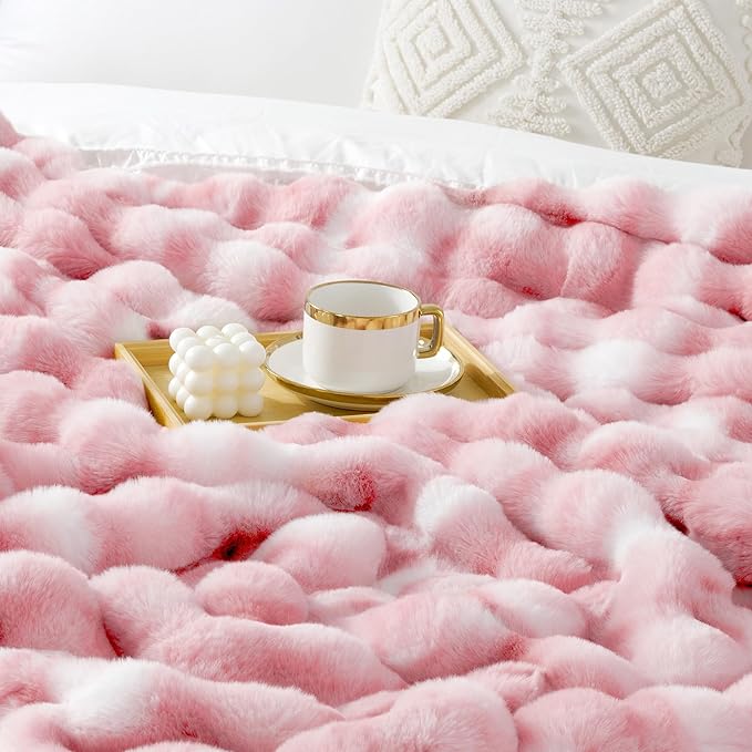 Luxury 1000GSM Faux Rabbit Fur Throw Blanket for Woman, Super Heavy Warm Cozy Blankets for Her for Couch Bed Sofa, Bubble Plush Fuzzy Elegant Soft Reversible Mink Blanket for Living Room Bedroom, Pink