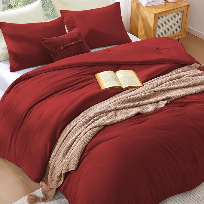 WRENSONGE Full Size Comforter Sets - 3 Pieces Bright Red Comforter Prewashed Soft Lightweight for All Seasons, Fluffy Down Alternative Comforter Full Size with 2 Pillow Shams