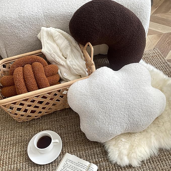 White Clouds Shaped Throw Pillows Cute Soft Waist Rest Cushion Home Decorative Throw Pillow Used to Add Comfort and Style for Home Sofa Bedroom Gift