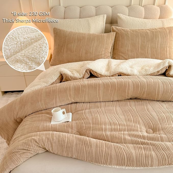 3D Striped Jacquard Sherpa Comforter Set King Size, Boho Geometric Pattern Quilt Bedding 3 Pieces Warm Cozy Fuzzy Comforter with 2 Pillowcases(104"X90" Beige)