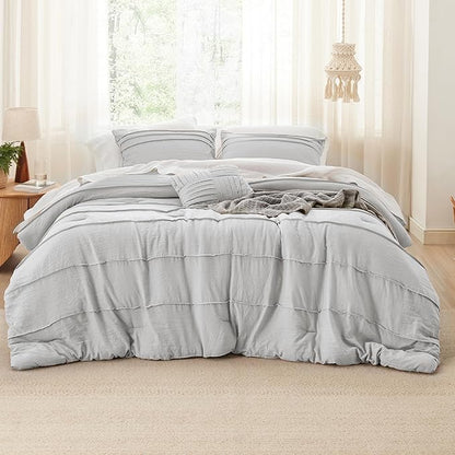 Bedsure Queen Comforter Set - 4 Pieces Pinch Pleat Bed Set, Light Grey Boho Bedding for All Season, 1 Soft Comforter, 2 Pillowcases, 1 Decorative Pillow
