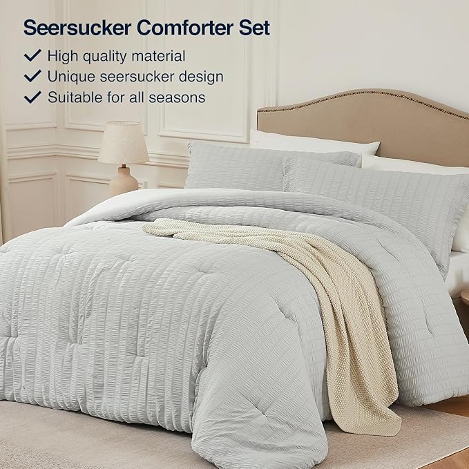 Light Grey Oversized Queen Comforter Set - 3 Pieces Seersucker Lightweight Bedding Comforter Sets (1 Soft Fluffy Comforter & 2 Pillowcases) - All Seasons Cozy Modern Bed Sets for Women Men
