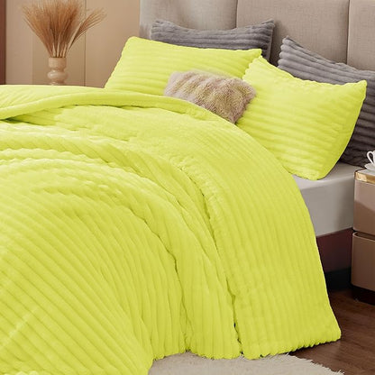BEDELITE Fleece Queen Comforter Set -Super Soft & Warm Fluffy Charlock Bedding, Luxury Fuzzy Heavy Bed Set for Winter with 2 Pillow Cases