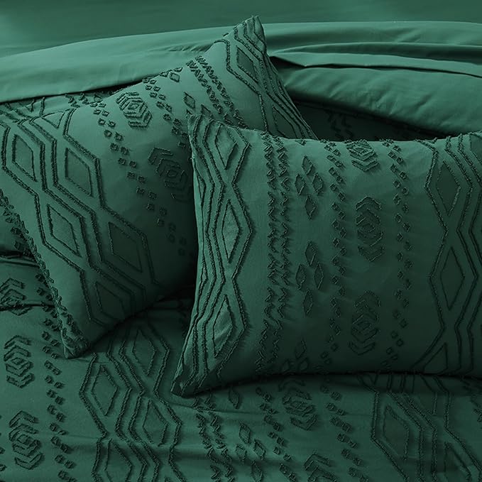 Queen Comforter Set Emerald Green, Tufted Boho Bedding Farmhouse Dark Green Bed Set, All Season 7 Pieces Bed in a Bag with Sheets, Pillowcases & Shams