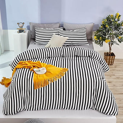 Karever White and Black Striped Comforter Set Full/Queen Soft Durable Striated Bedding Set Ticking Quilts for Girls Boys Hotel Quality