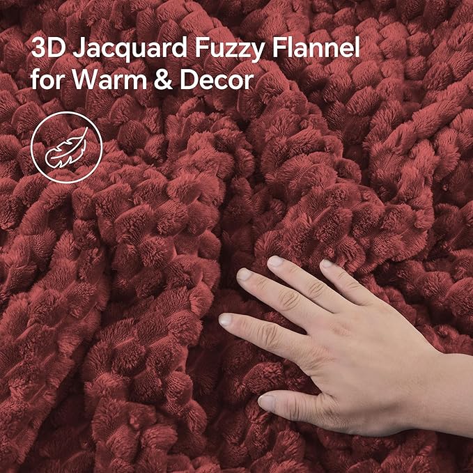 BEDELITE Fluffy Queen Comforter Set - Burgundy Fleece Soft Comforter for Queen Size Bed, Luxury Warm Bedding Set for Winter, Fuzzy Bed Set 3 Pieces (1 Comforter, 2 Pillowcases)