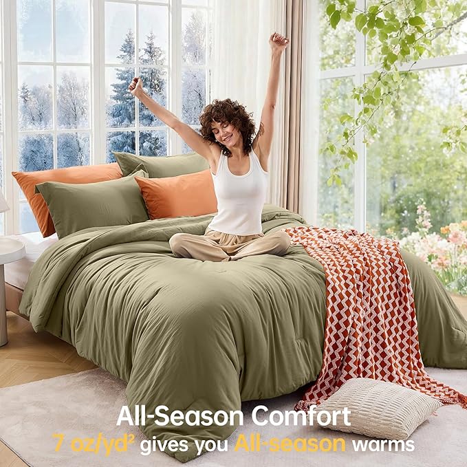 MUXHOMO Queen Comforter Set, All Season Ultra Soft Down Alternative Bedding - 3 Piece Lightweight Bed Set Includes 1 Comforter (90"x90") and 2 Pillow Shams (20"x26"), Olive Green