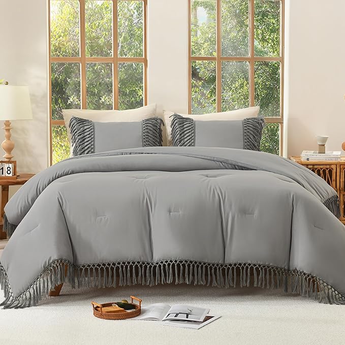 Andency Comforter King Size Set Medium Grey, 3 Pieces Boho Tassel Lightweight Fluffy Bedding Comforters & Sets, Soft All Season Bed Set (104x90In Comforter & 2 Pillowcases)