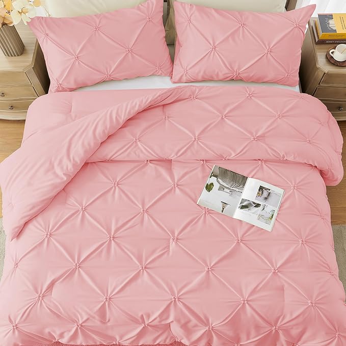 UNIKOME Queen Comforter Set Pink - Ultra Soft Boho Pintuck Down Alternative Bedding Set for All Seasons, 3 Pieces Lightweight Warm Pinch Pleat Bed Set with Comforter, 2 Pillowcases