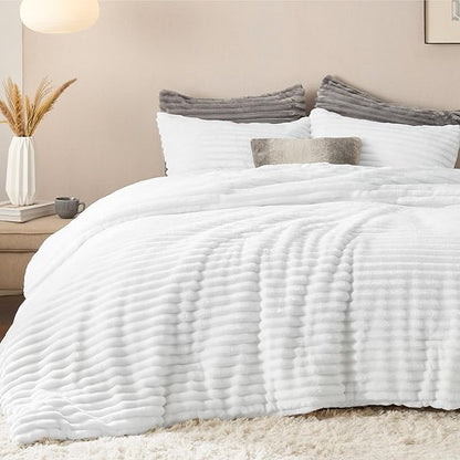 Bedsure Twin/Twin XL Comforter Set - GentleSoft™ 2 Pieces Fluffy Double-Side Fleece Comforter Set, Cozy Striped Room Decor Aesthetic, Luxury Bright White Twin Bedding with 1 Pillowcase, 68x88 Inches