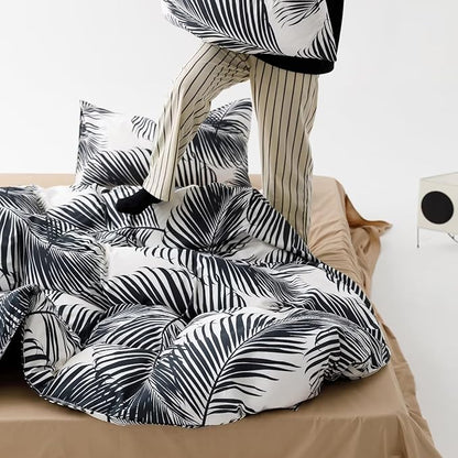KAREVER Black Botanical Comforter Full Black and White Floral Bedding Sets Women Modern Black Tropical Leaves Full Size Blanket