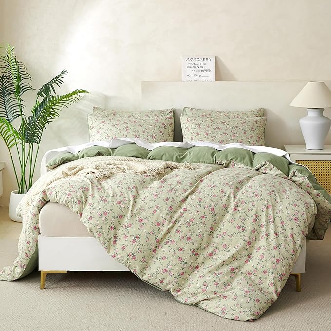 King Size Floral Comforter Set 3 Pieces Soft Cute Fresh Floral Bedding Comforter Lightweight Garden Style King Floral Botanical Comforter Set for All Seasons 1 Comforter and 2 Pillowcases