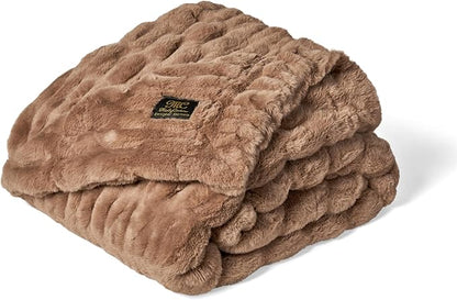 Minky Couture Hugs Blanket - Extra Plush Blanket for Premium Gifting - Stretchy Bubbled Cozy Throw - Silky Smooth - Durable & Machine-Washable - Travel-Friendly - Grande, Milk Chocolate