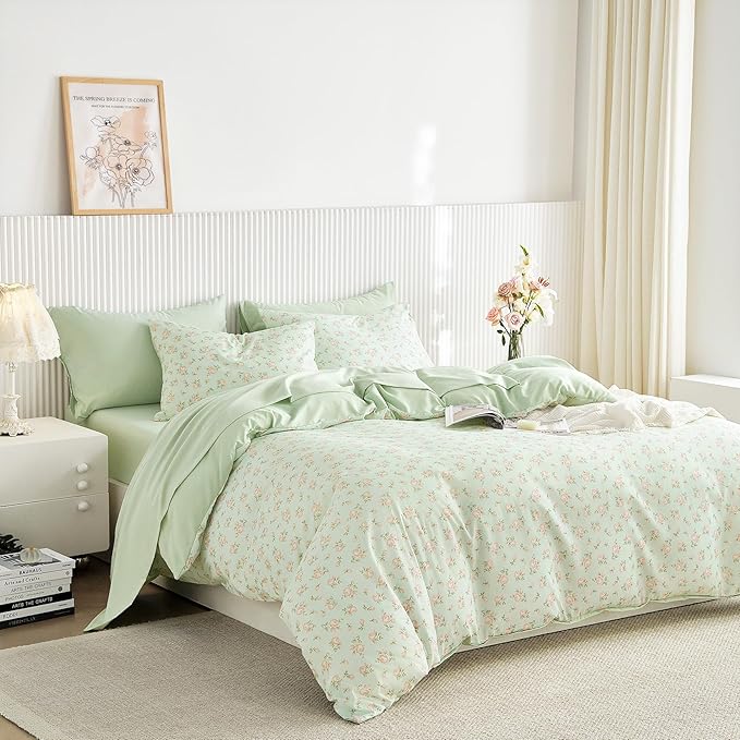 Wake In Cloud - Floral Comforter Set with Sheets, Coquette Cottagecore Aesthetic Flower Shabby Chic Pattern for Women Teen Girls, 7 Pieces Bed in a Bag, Green Pink, Queen Size