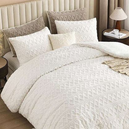 Andency Fluffy Sherpa King Comforter Set, Super Soft White Fleece Warm Bedding for Winter, Luxury Jacquard Boho Thick Fuzzy Plush Bed Set 3 Pieces(1 Shaggy Comforter, 2 Pillowcases)