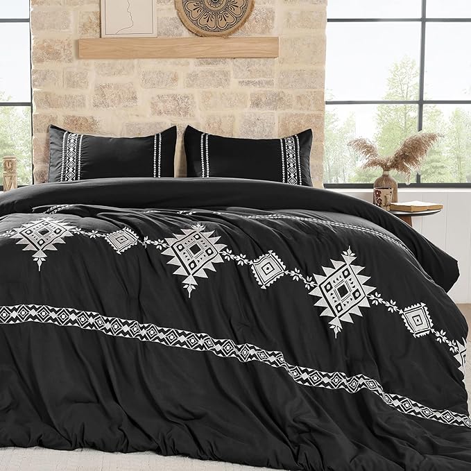 Embroidered Boho Comforter Set King Size, 3-Piece Western Shabby Chic Bedding Set - Fluffy Ultra Soft Microfiber with Intricate Design, Includes Comforter & 2 Pillowcases, Black(102"x90")