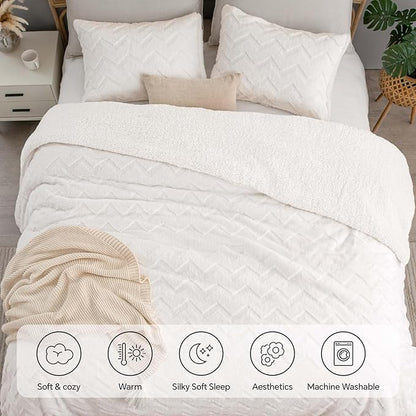 BEDELITE Fluffy Queen Comforter Set - Super Soft Sherpa Beige Comforter for Queen Size Bed, Luxury Warm Bedding Set for Winter, Fuzzy Bed Set 3 Pieces (1 Comforter, 2 Pillowcases)