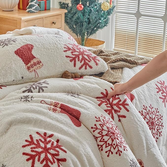 Christmas Sherpa Comforter Set King Size 3 Pieces Holiday Winter Bedding Microfiber Warm Fleece Comforter with 2 Pillow Shams - Thanksgiving New Year Gift Choice with Red Snowflake n Xmas Socks