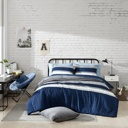 Nautica - Twin/Twin XL Comforter Set, Soft Brushed Bedding with a Relaxed Feel for Year-Round Use, 2 Piece Bed Set with Matching Pillowcase (Heathered Block Grey)