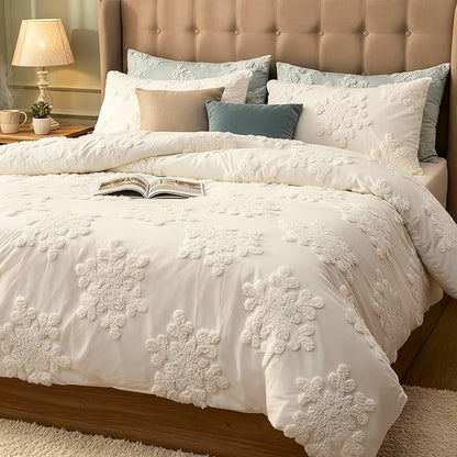 Frienda 3 Pcs Winter Snowflake King Comforter Cover Set Includes 1 Duvet Cover and 2 Pillow Shams Boho Tufted White Snowflake Bedding Set for Winter Gift