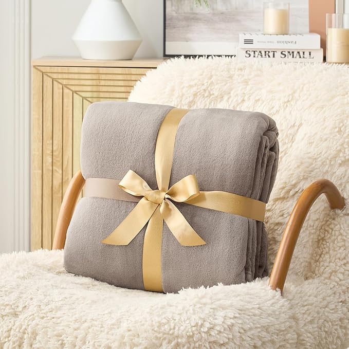 Hansleep Fleece Mocha Brown Twin Blanket, Soft Flannel Fuzzy Plush Cozy Blanket for All Seasons, Mocha Brown, Twin 60x80 Inches