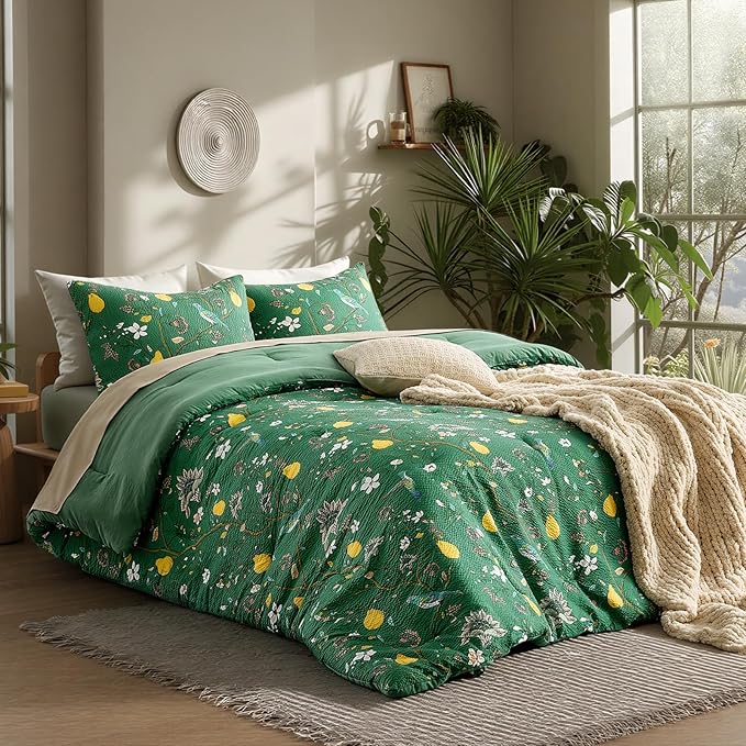 MUSSEL Queen Size Comforter Set 3 Pieces,Green Vintage Botanical Floral Pattern Bedding Comforter Sets,Boho Whimsical Modern Printed Design Cute Seersucker Bedroom Comforter and Shams