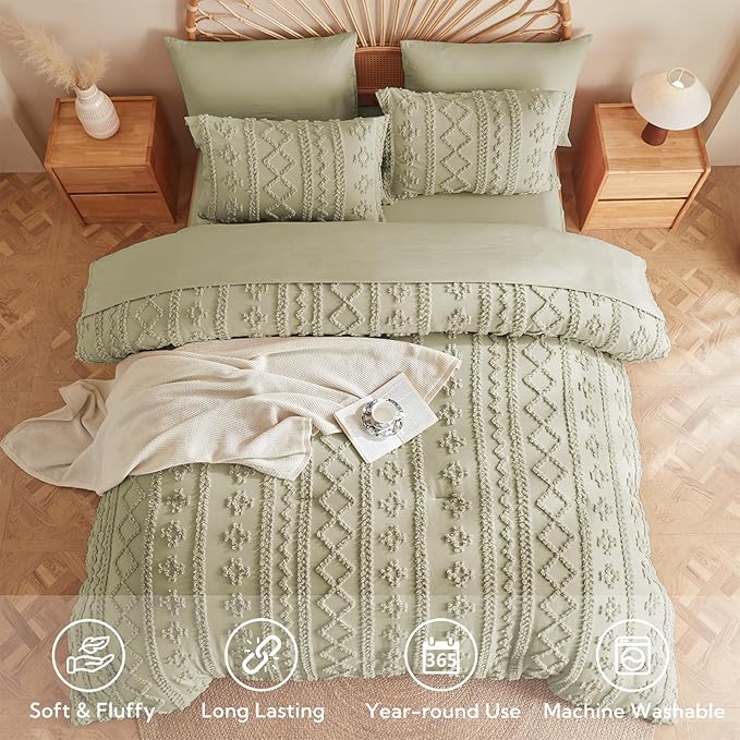 MR&HM Sage Green Boho Comforter Set Queen, Tufted Boho Bedding Set, Farmhouse Shabby Chic Bed in a Bag with 1 Comforter, 2 Pillow Shams, 2 Pillowcases, 1 Flat Sheet, 1 Fitted Sheet for All Seasons