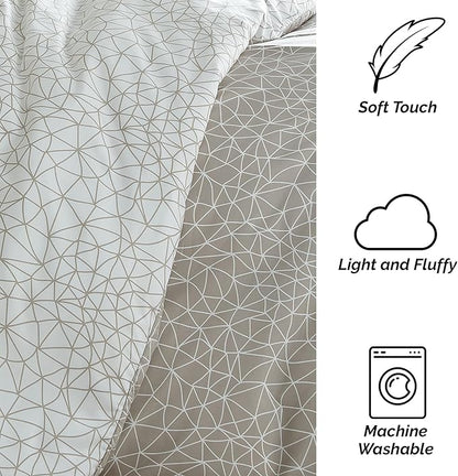 Southshore Fine Living, Inc. Cal King Lightweight Comforter Set with 2 Pillow Shams, Reversible Bedding Set - Geometric Print - Alternative Down Comforter for California/King Bed, Taupe & White