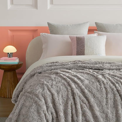 UGG Faux Fur Full/Queen Blanket, Double-Sided Fluffy Blanket, Cozy Oversized Throw for Couch, Washable Bedding for Full or Queen Bed, Luxury Home Decor, 90" x 90", Seal Grey (Adalee)