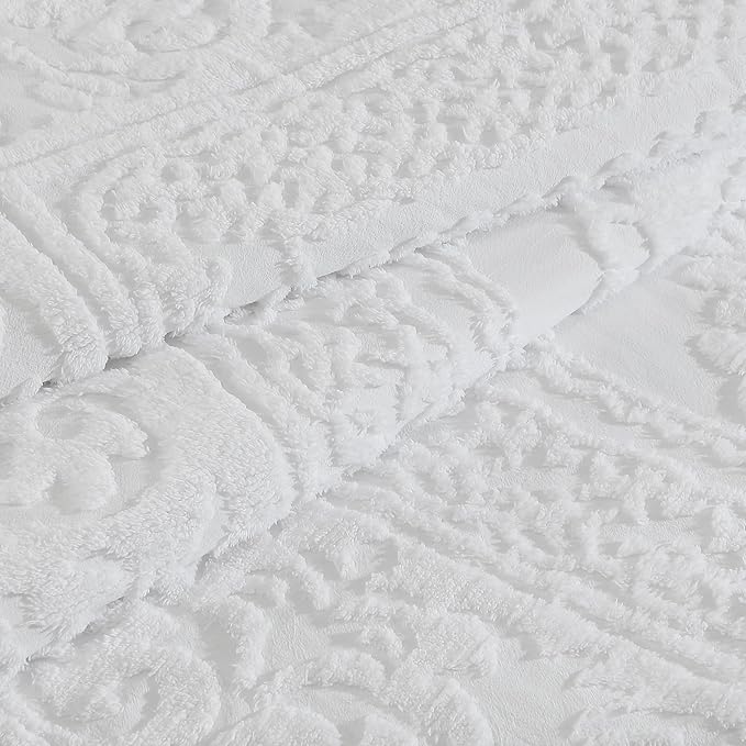 Beatrice Home Fashions Medallion Tufted Chenille Comforter 3-Piece Set, Cotton, All Season Cozy Bedding, King, White