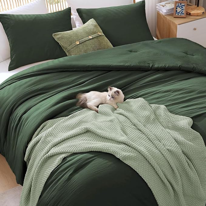 WRENSONGE Queen Comforter Set - 3 Pieces Prewashed Deep Forest Comforter Soft Lightweight for All Seasons,Down Alternative Comforters Queen Size with 2 Pillow Shams