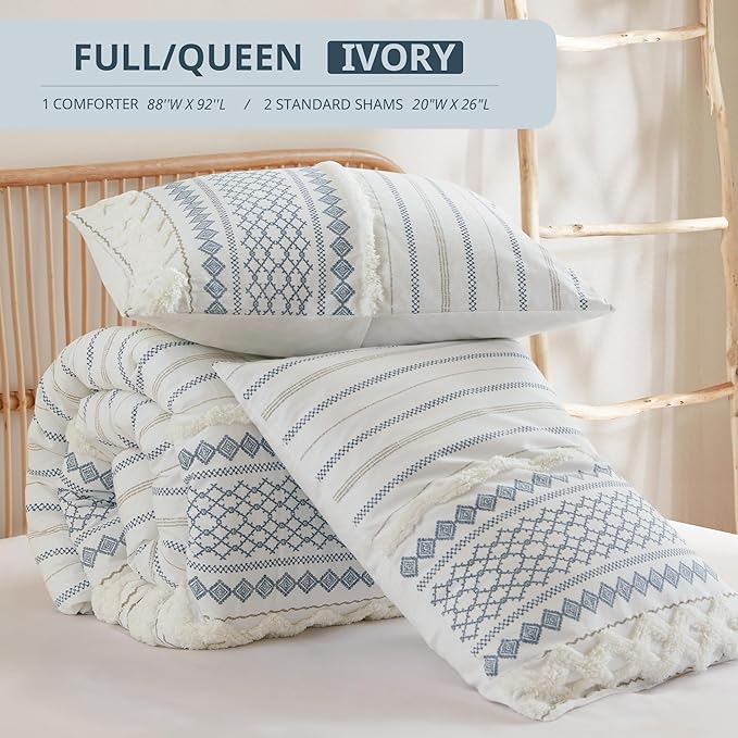 Ink+Ivy Comforter for Queen Size Bed, Chenille Tufted, Breathable Cotton Comforter Set Queen, All Season Modern Boho Comforter with Farmhouse Bedding Flare, 2 Matching Shams, Queen White/Navy 3 Piece