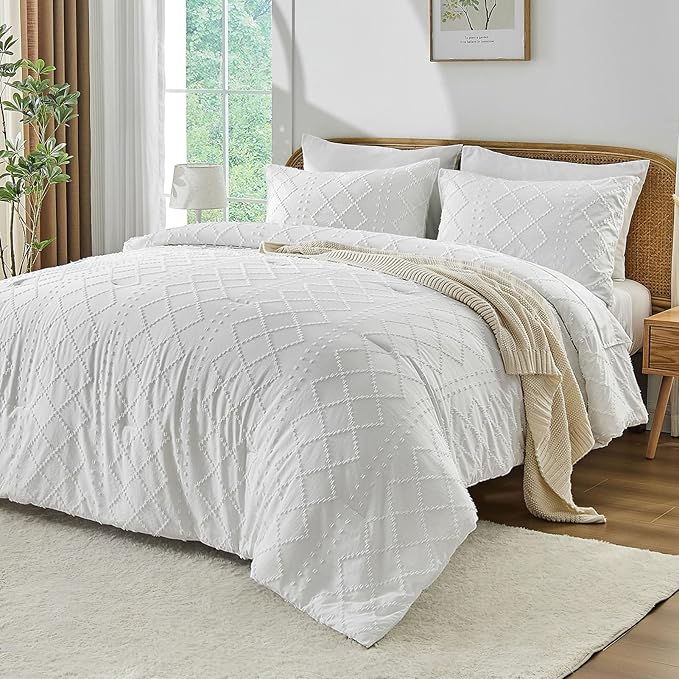 Nesker Boho King Comforter Set - 7 Pcs Tufted Whilt Bedding Sets, Soft Cozy Chic Bed in a Bag, Vintage Shabby Bed Set All Season with Comforter, Fitted Sheet, Flat Sheet & Pillowcases