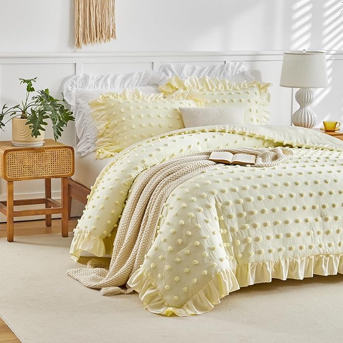 Flysheep Tufted Dots Ruffle Comforter Set King Size, 3 Pieces Yellow Vintage Farmhouse Shabby Chic Comforters, Jacquard Boho Bohemian Bedding Set for All Season (1 Ruffled Comforter+ 2 Pillow Shams)