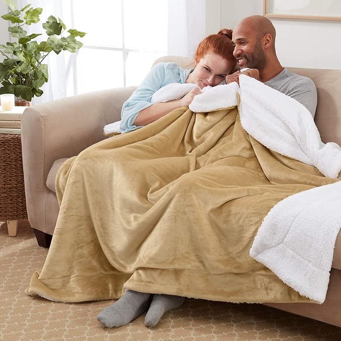 Genteele Sherpa Throw Blanket Super Soft Reversible Ultra Luxurious Plush Blanket, 60 x 70 inches, Camel/White