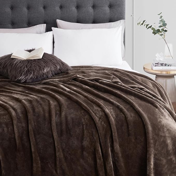 Hansleep Fleece Brown King Blanket, Super Soft Flannel Fuzzy Plush Cozy Blanket for All Seasons, Brown, King 90x108 Inches