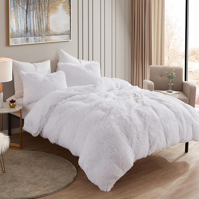 Twin Size Luxury Faux Fur Comforter Set - Soft & Breathable 5-Piece Bedding Collection - 1 Comforter, 1 Fitted Sheet, 1 Flat, 1 Pillowcase, 1 Pillow Sham - Deep Pocket - Premium Quality, White