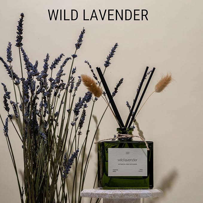 Craft & Kin Reed Diffuser with Dried Flowers | 5 oz White Lavender Scented Winter Reed Diffusers for Home, Bathroom | Scent Sticks | Elegant Fragrance Home Decor for Men & Women