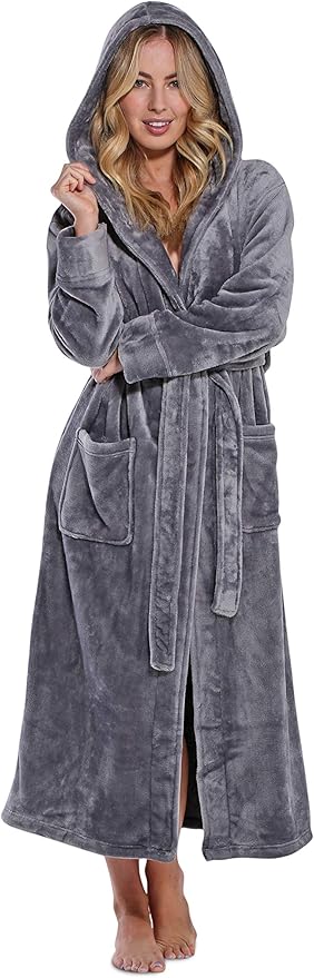 Turquaz Oversize Premium Luxury Ultra Soft Warm Robes for Women Plush Fleece Bathrobe for Women with and Spacious Pockets
