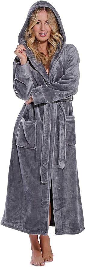 Turquaz Oversize Premium Luxury Ultra Soft Warm Robes for Women Plush Fleece Bathrobe for Women with and Spacious Pockets