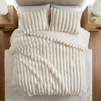 Madison Park Jasmine Queen Comforter Set, Luxurious Reversible Faux Fur Plush Ribbed Velvet Bedding, Fuzzy Thick Warm Winter Comforter, Super Soft Fluffy 3-Piece Set Ivory