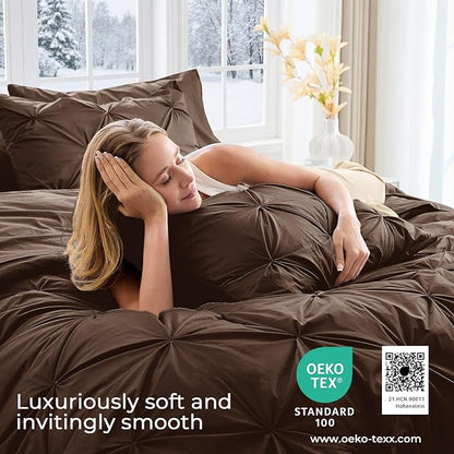 Sasttie Full Size Comforter Set, 7-Piece Bed in a Bag Double, Pintuck Bedding Set for All Season, Includes Comforter, Flat Sheet, Fitted Sheet, Pillowcases and Pillowshams, Dark Brown