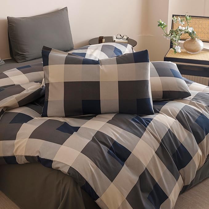 CLOTHKNOW Blue Grey Plaid Queen Comforter Set Gingham Buffalo Bedding Comforter Sets Geometric Comforter Queen Sets with 2 x Pillow Cases