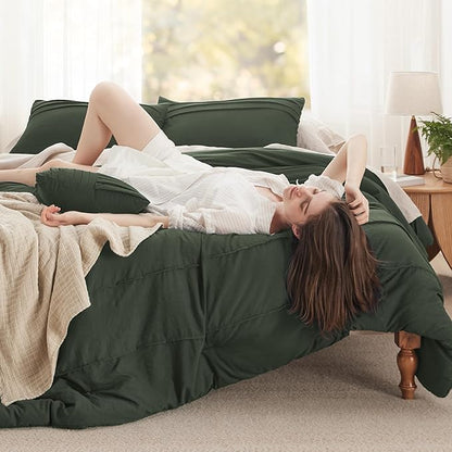 Bedsure Twin Comforter Set - 3 Pieces Pinch Pleat Bed Set, Olive Green Boho Bedding for All Season, 1 Soft Comforter, 1 Pillowcase, 1 Decorative Pillow