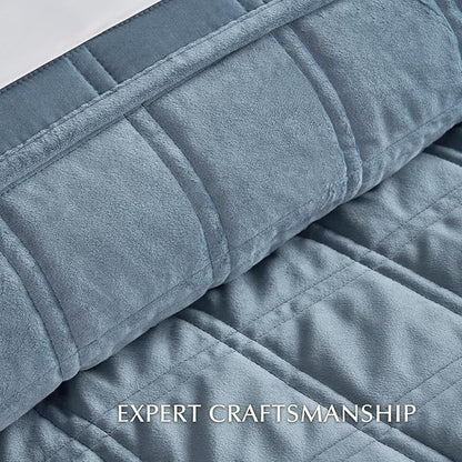 EVERGRACE 3 Pieces Luxurious Velvet Quilt King Size, Ultra Soft Bedspread Coverlet Set, Double Box Stitch Lightweight Velvet Comforter for All Season with 2 Shams, Blue Linen, 108"x96"