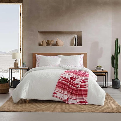 Wrangler - Queen Comforter Set, Soft & Smooth Bedding, Wrinkle-Resistant, 8 Piece Bed Set with Matching Sheet Set, Pillowcases and Throw Blanket for Couch or Bed (Sedona Geometric White)