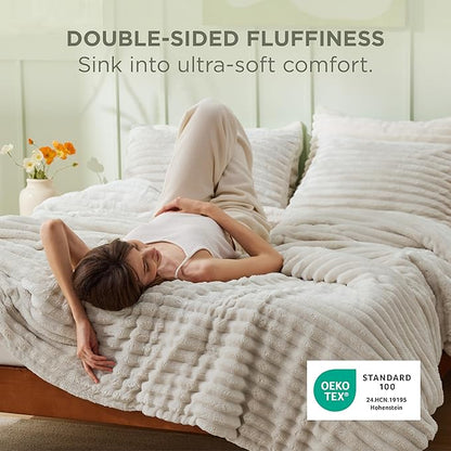 Bedsure Comforter Full Size - GentleSoft™ 3 Pieces Fluffy Double-Side Fleece Comforter Set, Cozy Striped Room Decor Aesthetic, Luxury Linen Full Size Bedding with 2 Pillowcases, 82x86 Inches