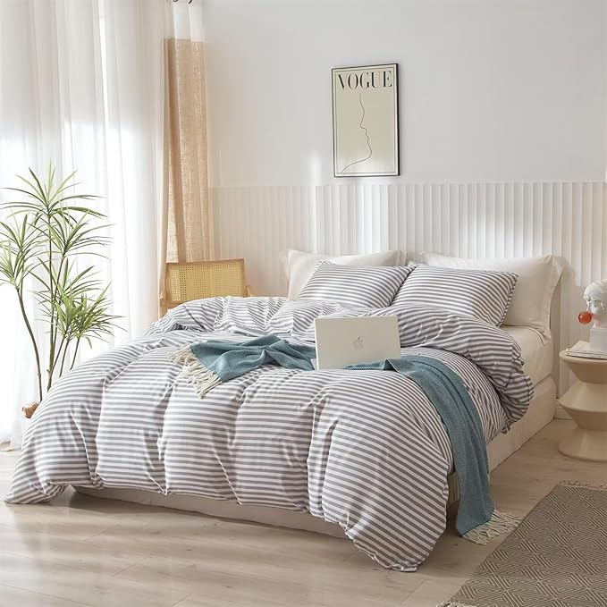 mixinni Striped Comforter Set Full Size - Grey White Stripes Pattern Bedding Set for Women and Men, 3 Pieces Lightweight Bed Sets for All Seasons (1 Soft Fluffy Comforter + 2 Pillowcases)